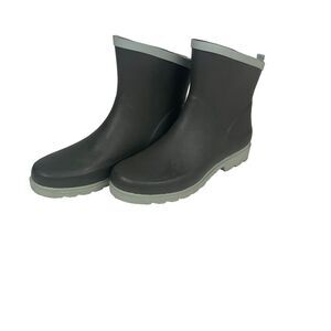 Target Women's Gray Green Rubber Rain Boots Size 7 Used‎